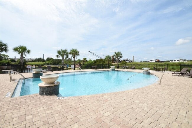 Photo - 114 Del Palma Dr