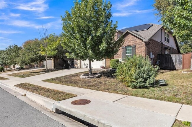 Photo - 4421 Trinity Woods St