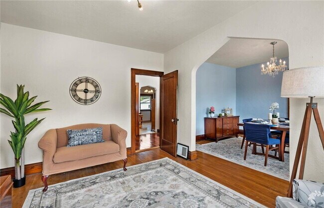 Photo - Experience Elevated Living