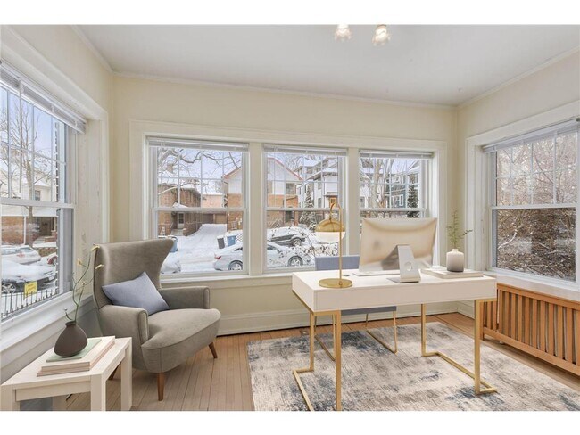 Photo - 1941 Fremont Ave S Unit 4