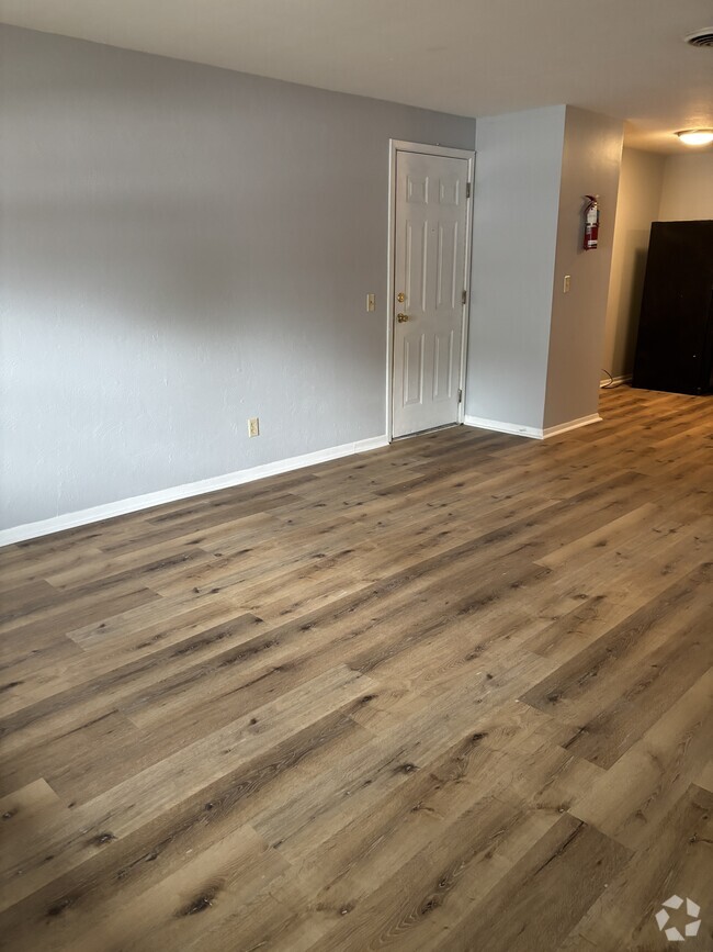 Building Photo - 3100 Butler St Unit 1 Rental
