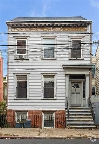 Building Photo - 233 Montgomery St Unit 1 Rental