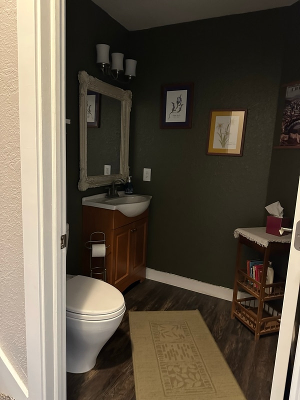 Photo - 370 Jennifer Ln