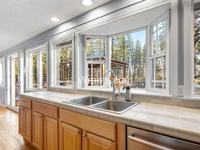Photo - 3200 sq ft 3BR/3BA Home in Latah Valley – Bonus Shop Available