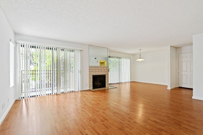 Building Photo - 10604 Wilkins Ave Unit 101 Rental