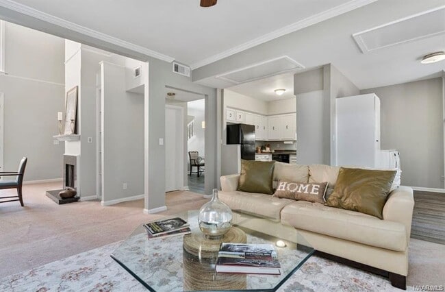 Photo - 2988 Old Farm Rd