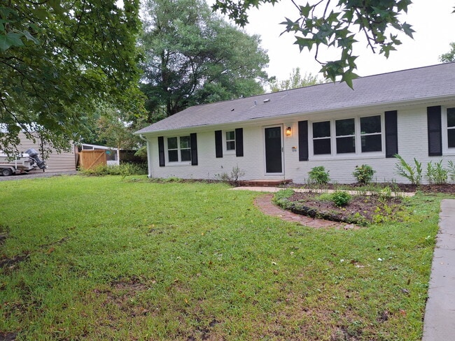 Building Photo - 5202 Fitzgerald Dr Rental