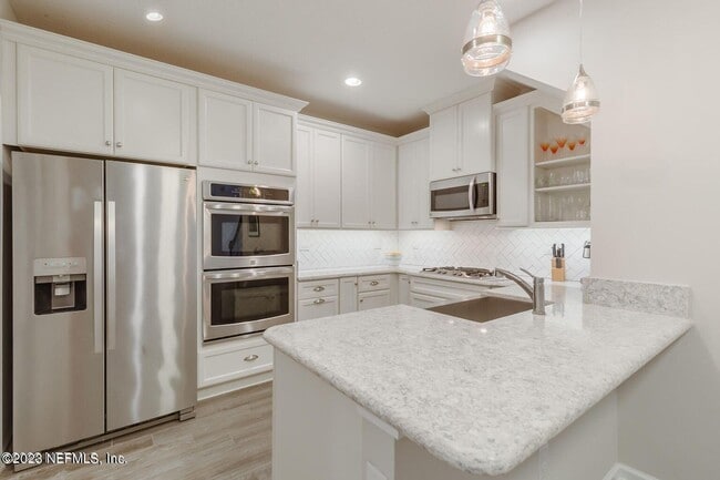 Photo - 674 Coconut Palm Pkwy