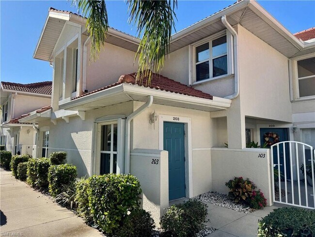 5045 Cedar Springs Dr