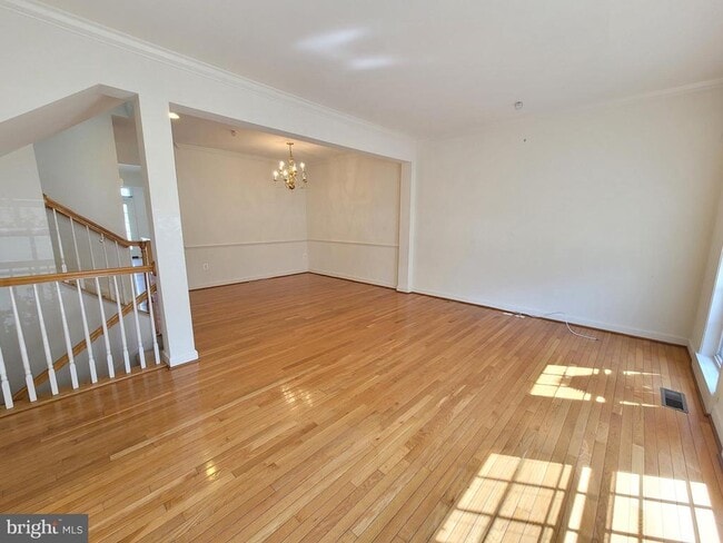 Photo - 1509 Rutland Way