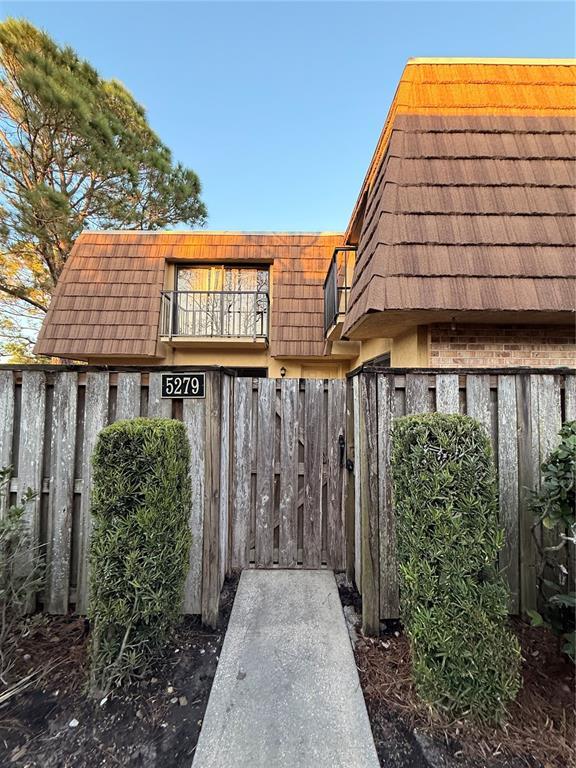 Building Photo - 5279 Coral Ct Unit 626