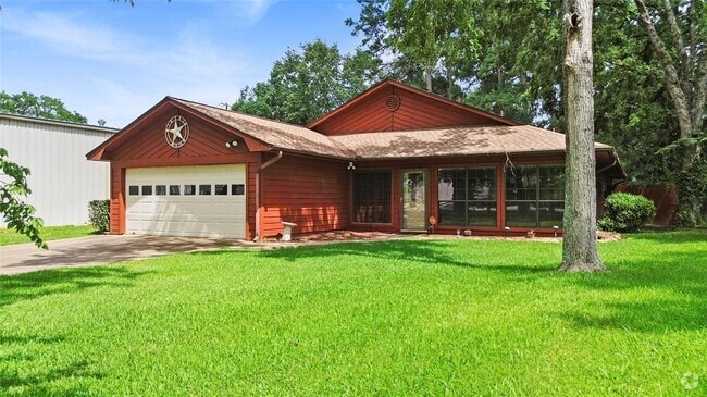 Building Photo - 2101 Bush Dr Rental