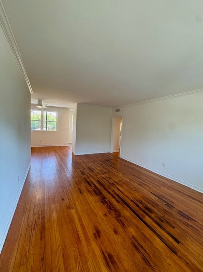 Photo - Fully Renovated Three Bedrooms Condo in South Windermere Unit C