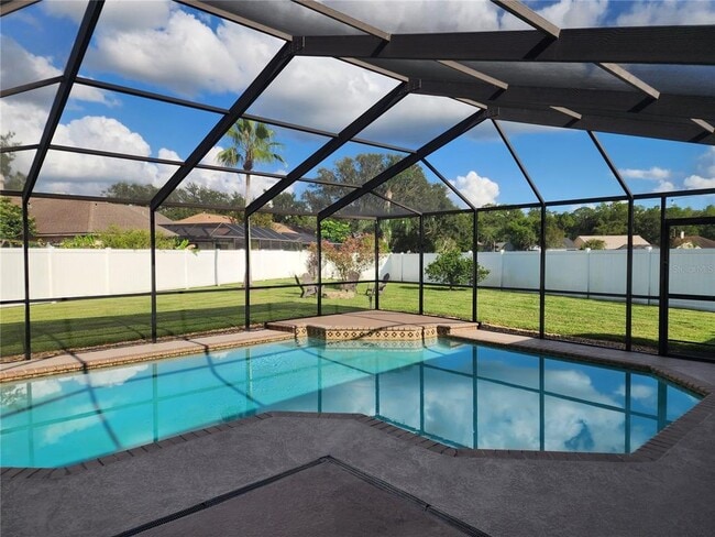 Photo - 18303 Big Pond Way