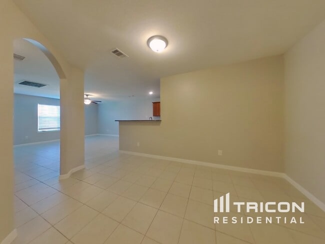 Photo - 317 Summer Horse Dr