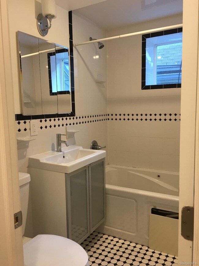 Photo - 58 Main St Unit #1