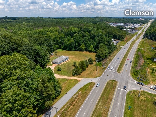 Photo - 10695 Clemson Blvd