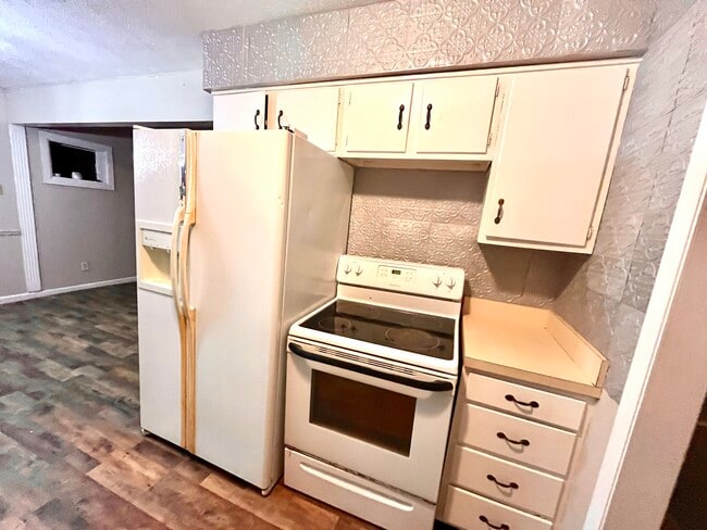 Photo - 1229 Venetian Cir