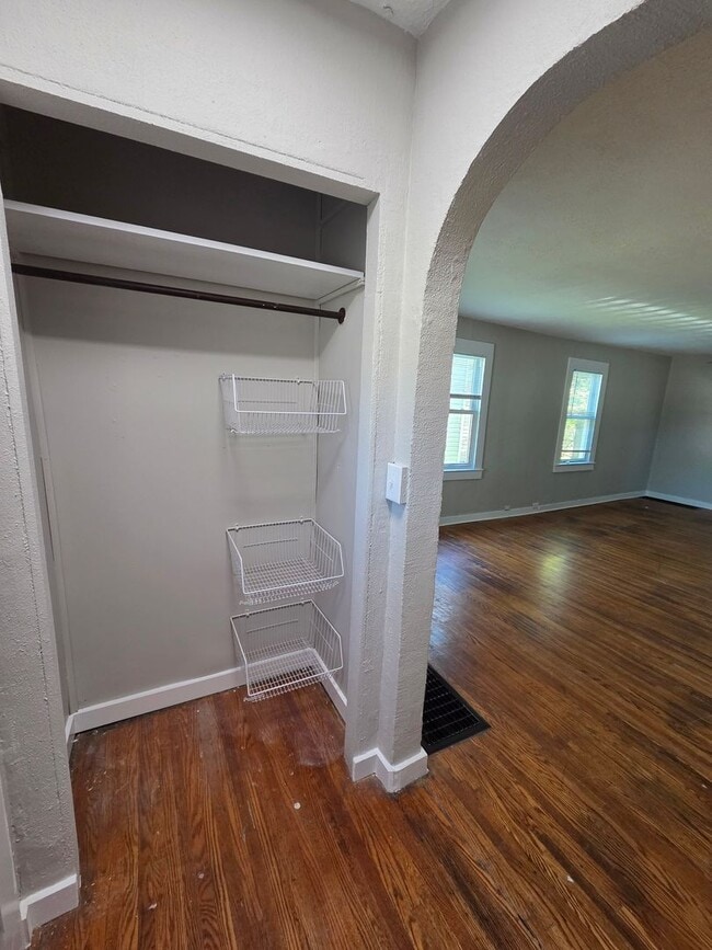 Photo - Three Bedroom Single Family Home AVAILABLE NOW
