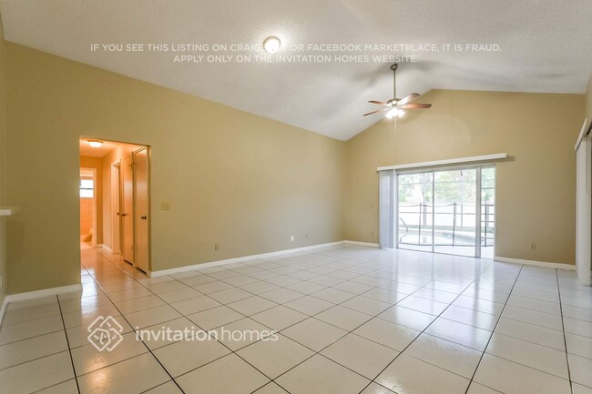 Photo - 156 Honeywood Dr