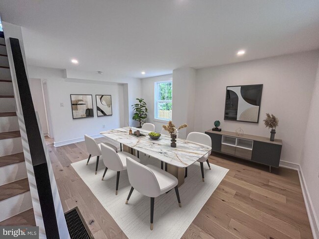 Building Photo - 625 Conestoga Rd