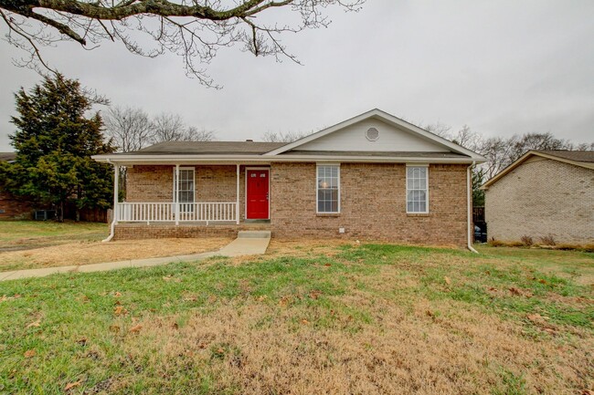 Charming Renovated Home With Hardwood Floo... - Charming Renovated Home With Hardwood Floo...