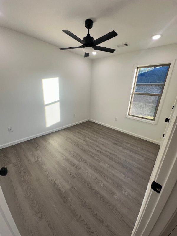 Photo - 105 Weston Cv