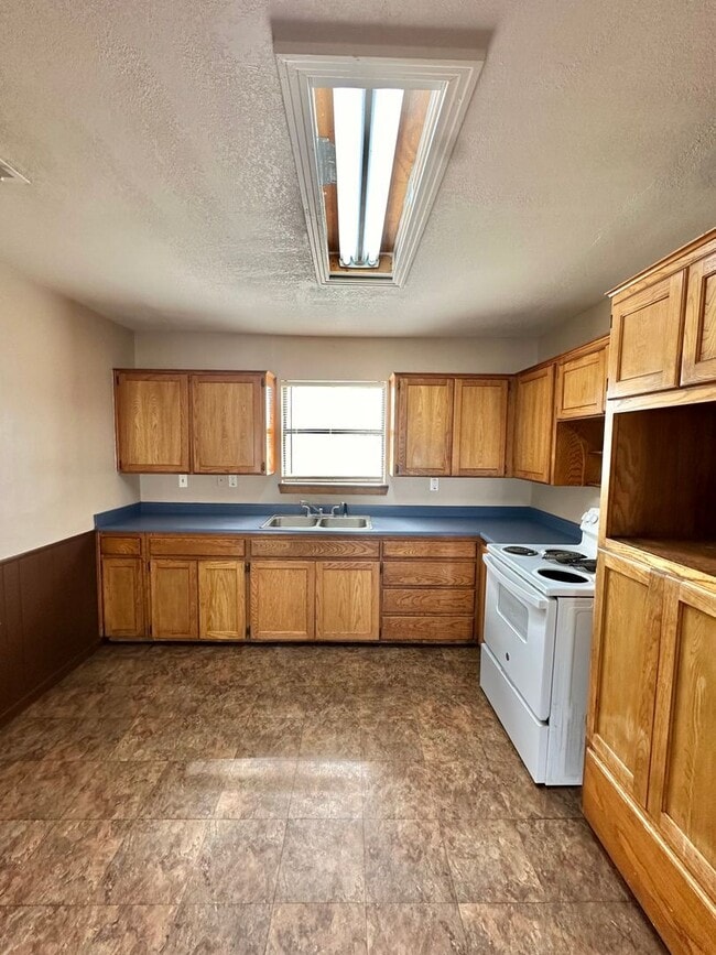 Photo - COMING MAY 2026 - Spacious & Centrally Located 3-Bedroom 2-Bathroom Home!