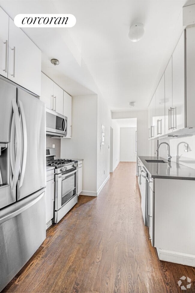 Building Photo - 710 Riverside Dr Rental