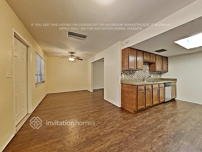Photo - 1660 67th Ave S