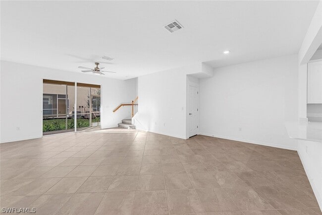 Photo - 2827 Blossom Wy