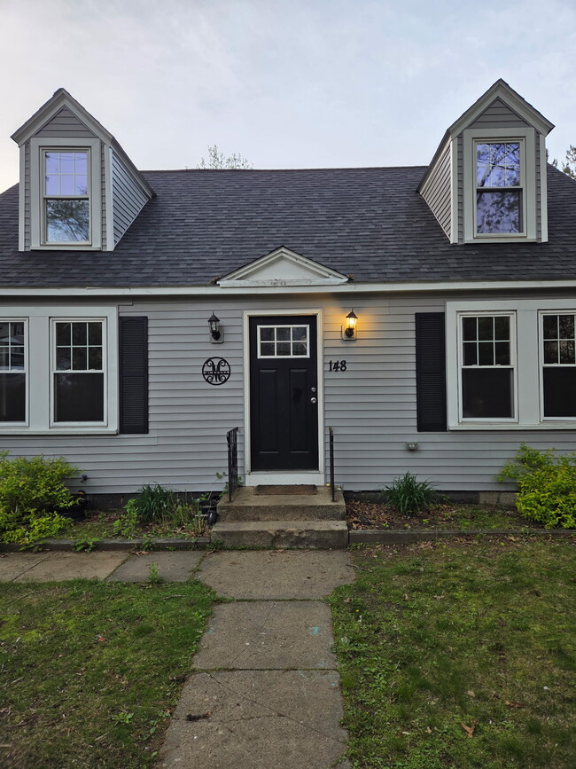 Photo - 148 Leicester St House
