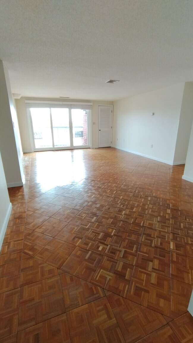 Photo - 8 9th St Unit 8 9th Street, #601, Medford, MA