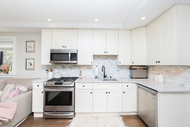 Photo - 498 Sumner St Unit PH
