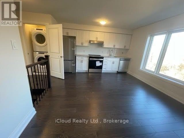 Photo - 33 Wild Rose Gardens