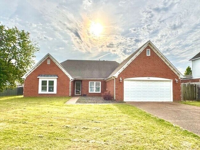 Now Leasing A 4 Bedroom Bath Home In Cordova!