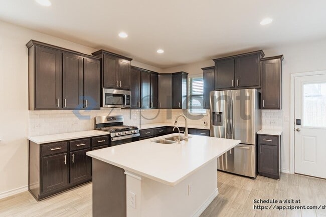 Photo - 7603 Elk Grove Path