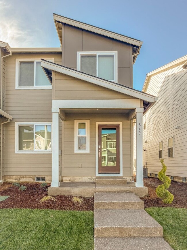 Photo - New Townhome 3 Bedroom Available now in Smith Creek Neighborhood