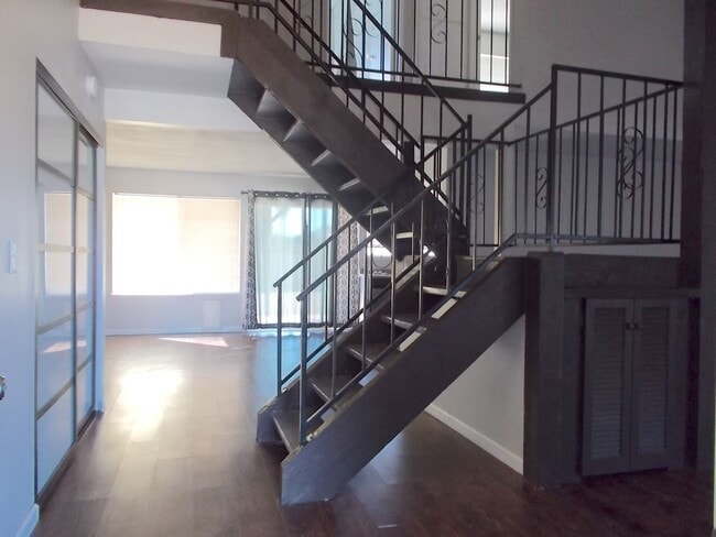 Photo - Spacious 4-Bedroom, 3-Bathroom Home with O...