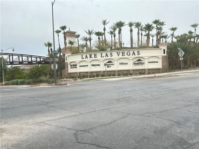 Photo - 350 Tigullio Ave