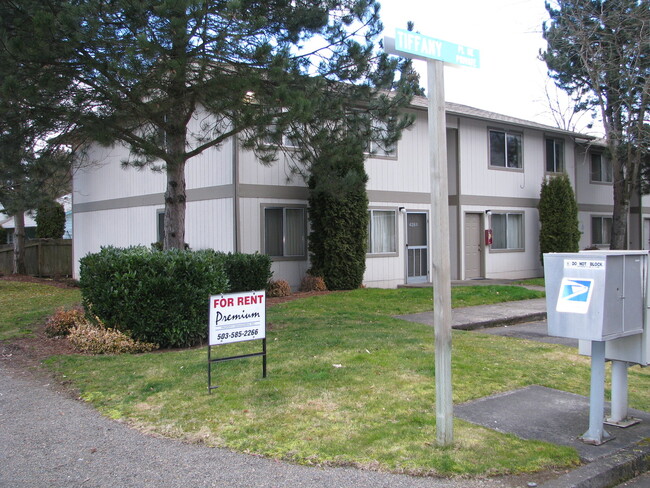Building Photo - Quiet Two Bedroom Apartment in Keizer Unit 4275