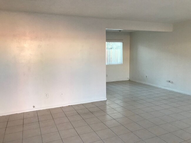 Photo - 22129 Tehama Rd Unidad #4