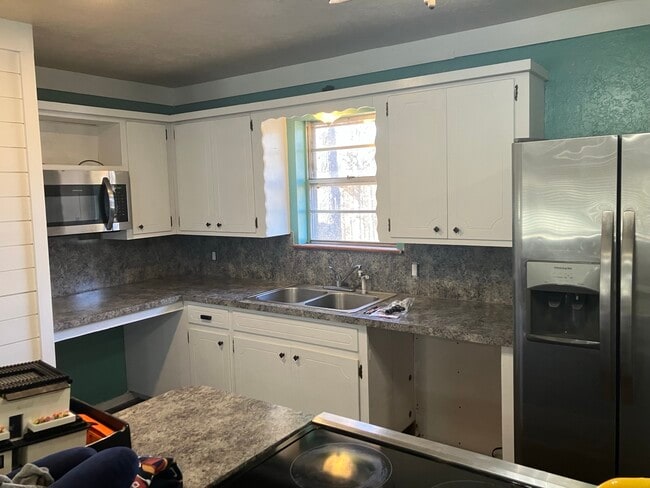 Photo - 4664 Primrose Ln