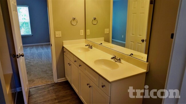 Photo - 15714 Southern Garden Ln