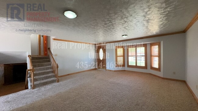 Photo - Beautiful and Cozy  4 Bedroom 3 Bathroom Home