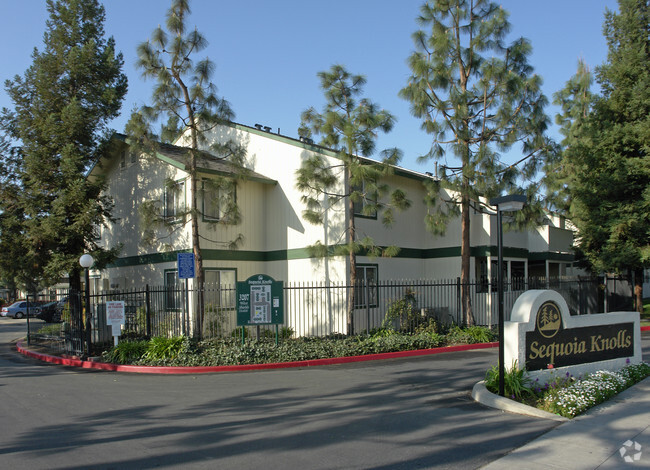 Sequoia Knolls - Sequoia Knolls Apartments