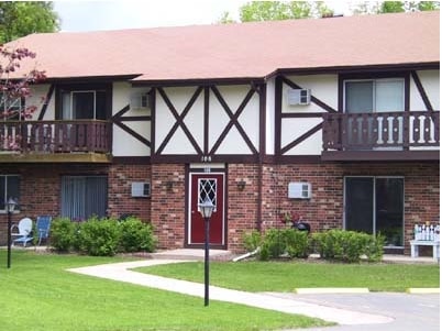 Photo - Maple Leaf Apartments