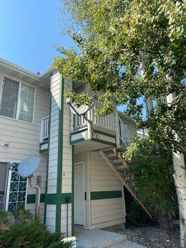 2 Bedroom 2 Bath Centrally Located Condo - 2 Bedroom 2 Bath Centrally Located Condo