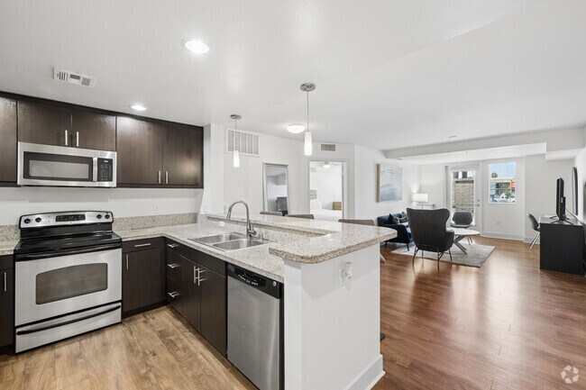 2BR, 2BA - 1,126SF - Kitchen - Latitude 33