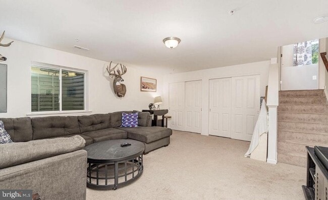 Photo - 358 Weatherstone Dr